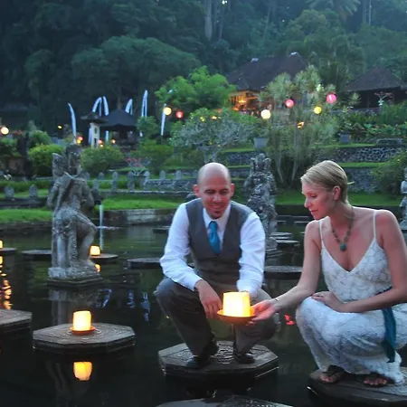 Tirta Ayu Hotel And Restaurant